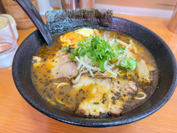 「カレーラーメン」@遊山の写真