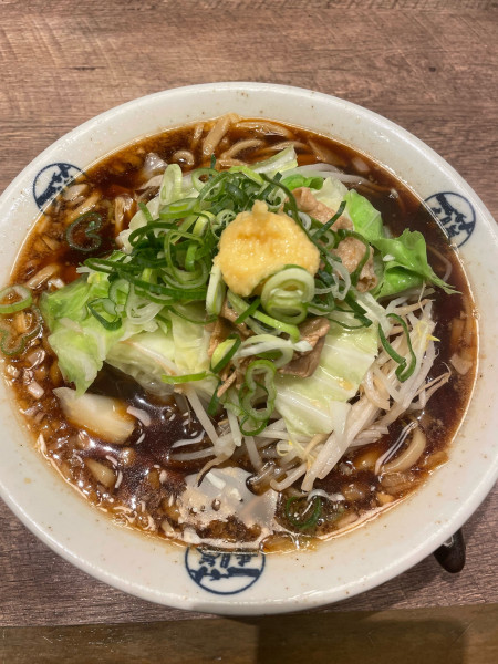 「たっぷり野菜しょうがラーメン」@らーめん 藤一番 柴田店の写真