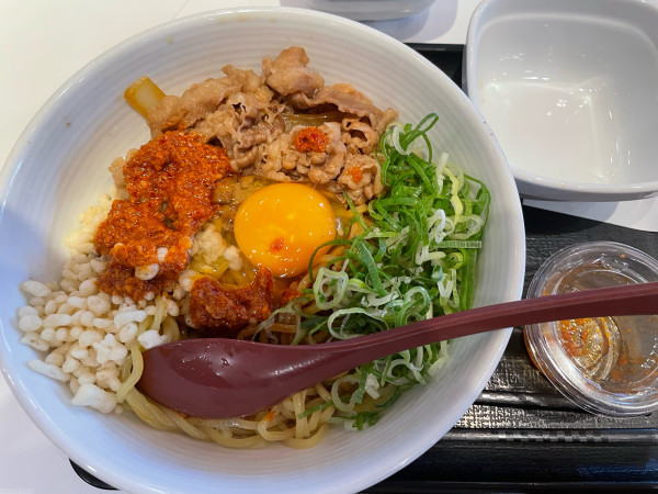 「牛玉スタミナまぜそば770円」@吉野家 名岐岐南町店の写真