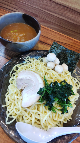 「つけ麺+うずらの卵」@新白河魂心家の写真
