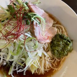 冷たい中華蕎麦・大盛：1000円