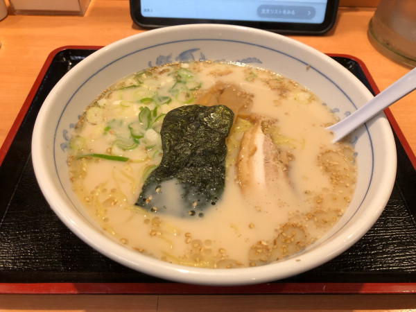 「とんこつラーメン」@福しん 東長崎店の写真