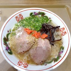 ラーメン濃い目700円