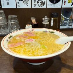 アゴ煮干しだし塩中華蕎麦