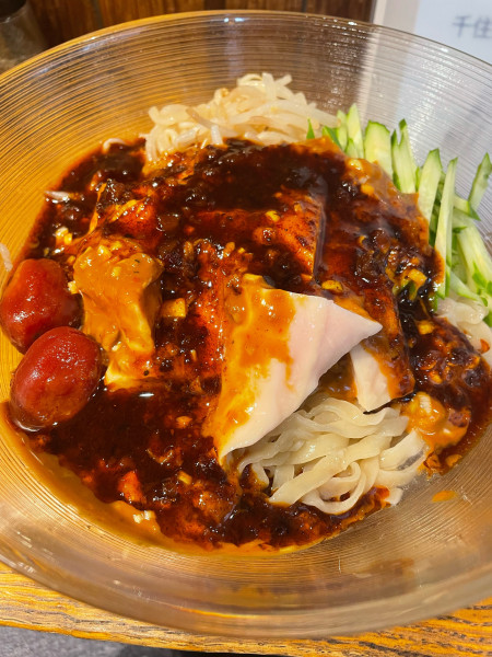 「四川風怪味鶏冷麺」@中華そば べぃしっくの写真