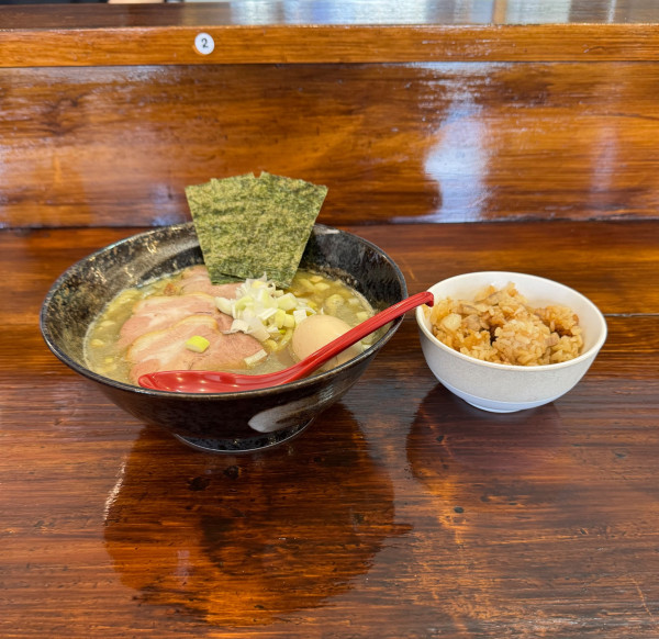 「特製煮干しらーめん」@渡辺商店の写真