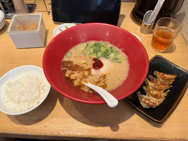 「赤丸シンプル➕ごはんセット」@博多一風堂 二子玉川ライズS.C.店の写真