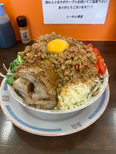 「スパイシーガパオ麺」@らーめん漢道の写真