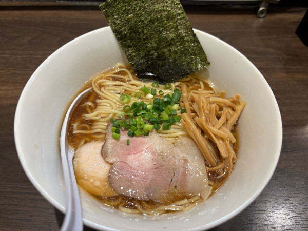 「中華そば(醬油)+麺の大盛り」@中華そば みた葉の写真