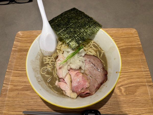 「鈍（にび）」@煮干 閏の写真