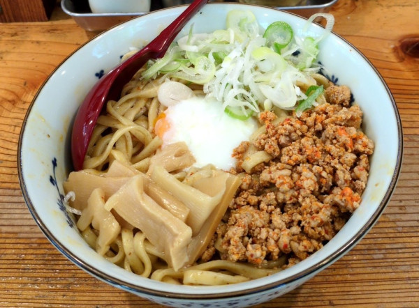 「麻辣まぜそば」@景虎製麺所の写真