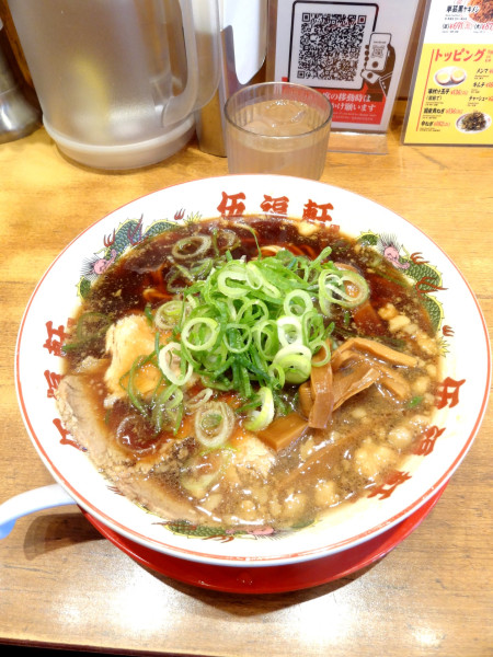 「背脂醤油半チャー飯760円」@東京背脂黒醤油ラーメン 伍福軒 大宮店の写真