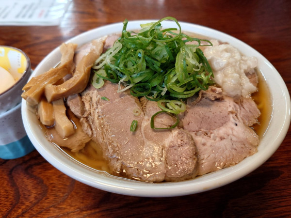 「肉出汁ちゃーしゅー麺」@肉汁中華そば 槻ノ木の写真
