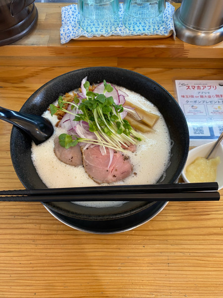 「鶏泡しお大盛ニンニクトッピング」@鶏泡そば 草戸ベースの写真