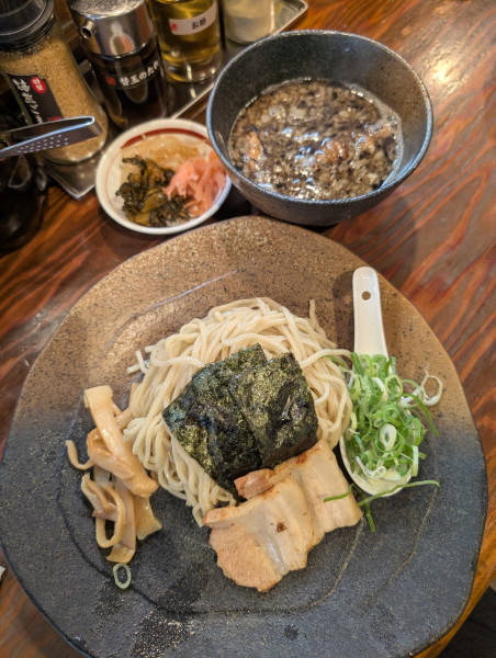 「つけ麺もつ(小)」@龍の家 新宿小滝橋通り店の写真