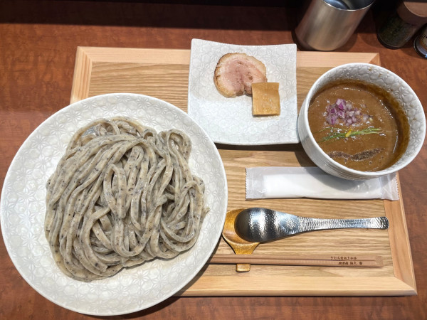 「御影つけ麺 中盛 1400円」@手打式特級多加水 御影麺 鏑矢の写真
