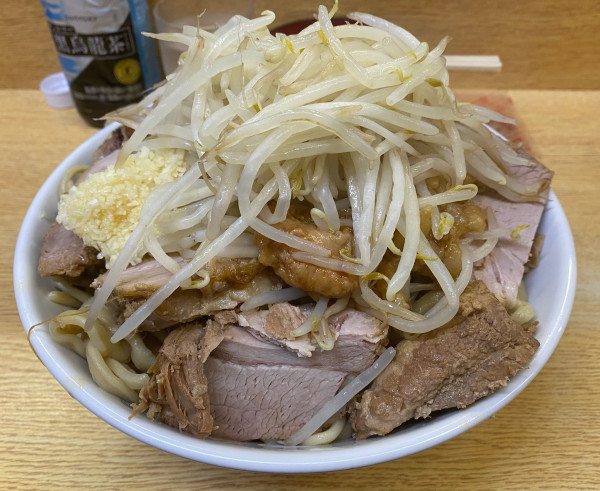 「冷まし中華(大豚W)+ねぎ+かつお節」@ラーメン二郎 環七新新代田店の写真