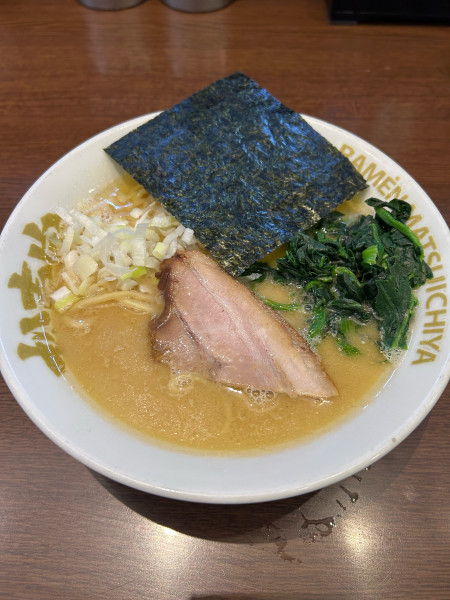 「醤油豚骨らーめん並」@松壱家 戸塚店の写真