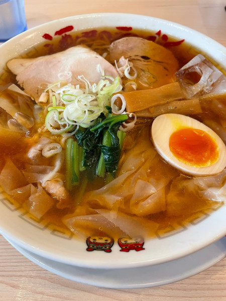 「冷やしワンタンメン」@ワンタンメンの満月 三鷹店の写真