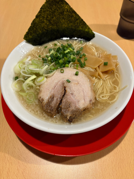「塩とんこつラーメン」@麺屋 むすぶの写真