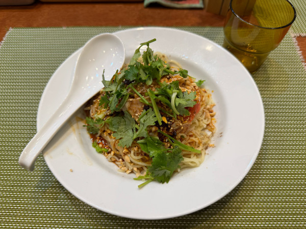 「よだれ鶏の冷し中華」@らーめん 梶原の写真