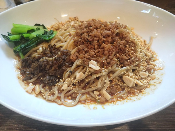 「汁なし担々麺」@雲林坊 秋葉原店の写真