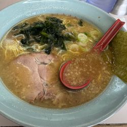 ラーメン中