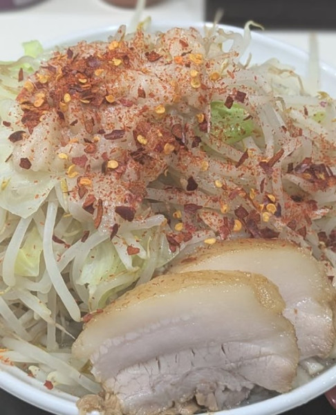 「ラーメン小（ヤサイマシマシ アブラマシマシ）」@ブタMENの写真