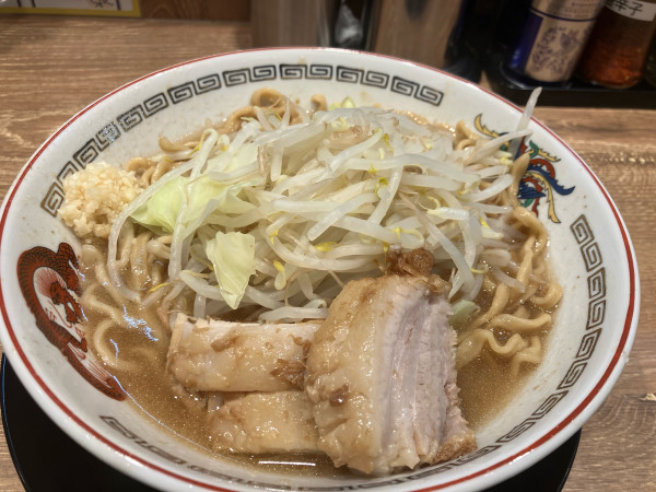 「ラーメン、冷やし中華」@ラーメン豚山 大宮店の写真