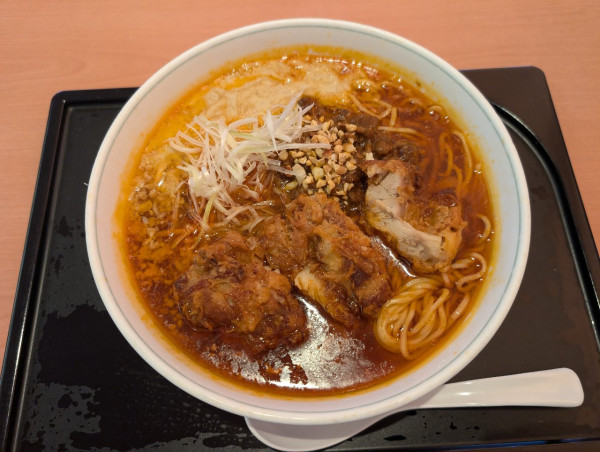 「担々麺Neo分離の魔力1496円」@デニーズ 古河店の写真