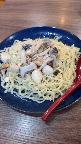 「アヒージョまぜラーメン」@拉麺大公 上大岡の写真