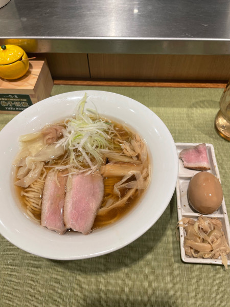 「鴨らーめん（特上）」@らーめん 鴨to葱 イイトルミネ新宿店の写真