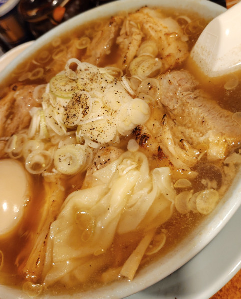 「かめちゃんらーめんTP味玉」@麺の蔵 かめだ屋の写真