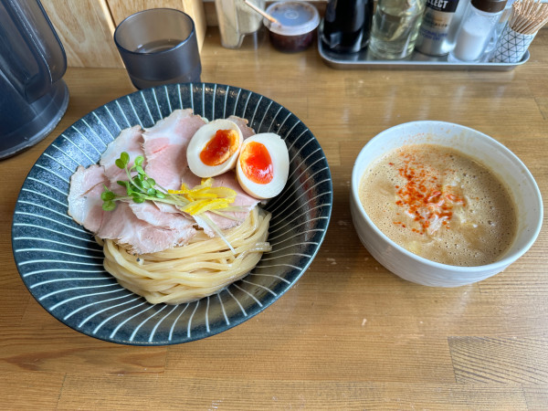「つけ麺」@鶏に恋した日 八尾高美店の写真