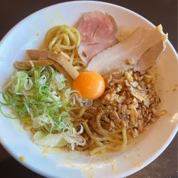 カレーまぜそば1030円