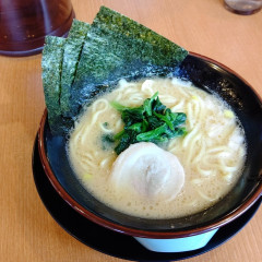 横浜家系ラーメン 鶴乃家 三原店の画像