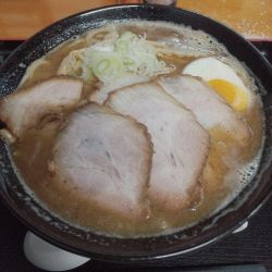 濃厚中華そば(トッピング：チャーシュー)