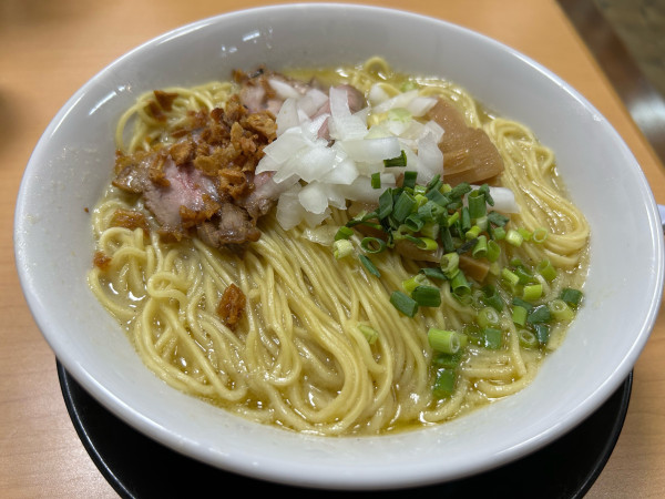 「濃厚塩・大盛」@麺蔵 あつおの写真