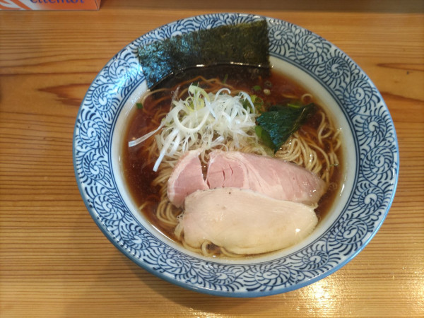 「芳醇鶏そば醤油」@麺屋いとうの写真