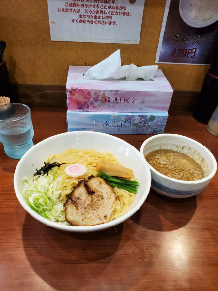 「醤油ラーメン@680」@ラーメン山岡家 一宮店の写真