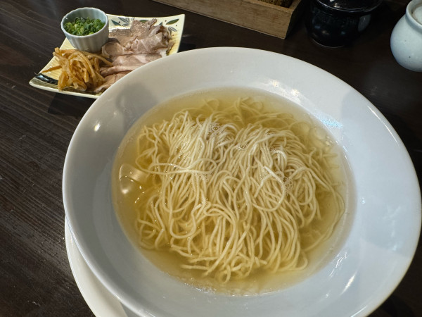 「澄まし豚骨ラーメン　650円」@252マルダイラーメンの写真