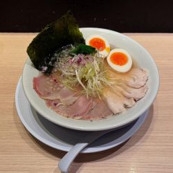 しおじの塩らーめんpremium