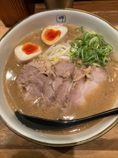 「味玉チャーシューメン」@麺や 輝 中津店の写真