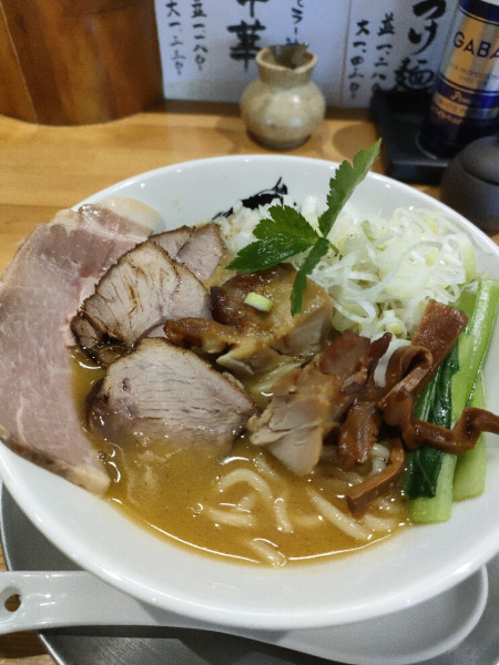 「チャーシューこってりスペシャル」@小山竹末食堂の写真