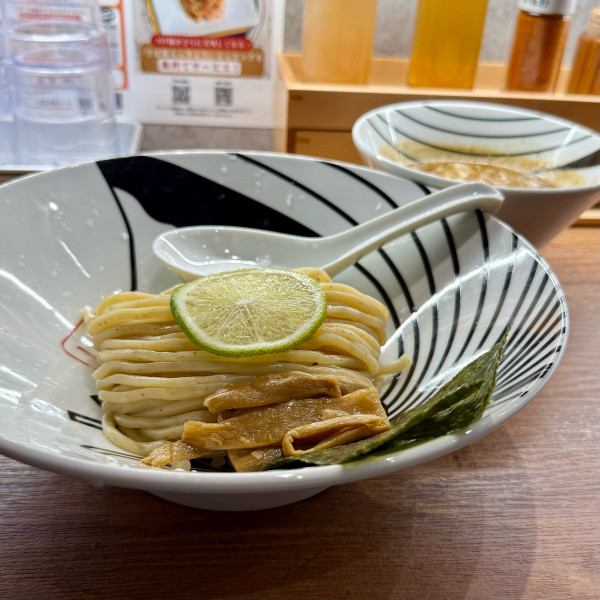 「濃厚つけ麺（小）¥1,080」@つけ麺 一頂 秋葉原店の写真