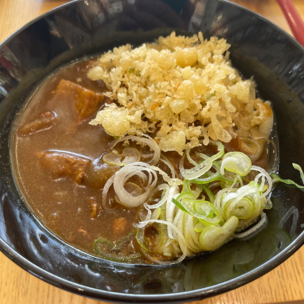 「カレーうどん 小 550円」@名水うどん かたしな食堂の写真