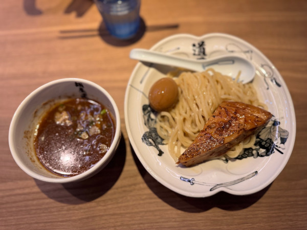 「道貫つけ麺(並盛り)1570円」@麺屋武蔵 道貫の写真
