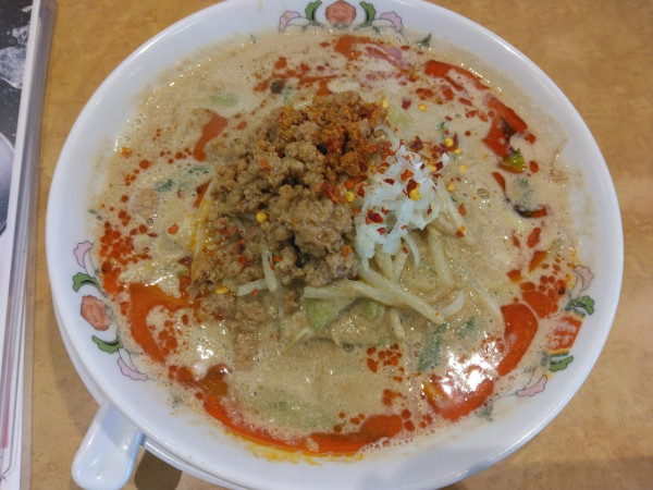 「担々麺825円(餃子倶楽部で250円引き＆5％引き547円)」@餃子の王将 柏松ヶ崎店の写真