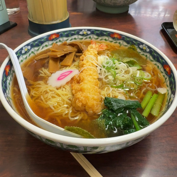 「天ぷら中華　大盛」@たかの食堂の写真