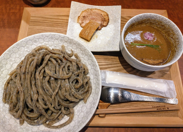 「【限定】弩濃厚カレーつけめん(中) ￥1500」@手打式特級多加水 御影麺 鏑矢の写真